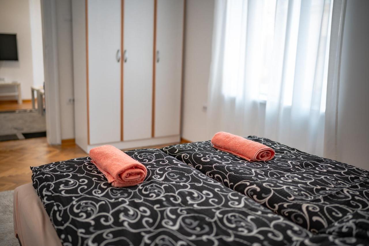 Botanical9, Belgrade Centre, 2 Bedroom Apartment エクステリア 写真